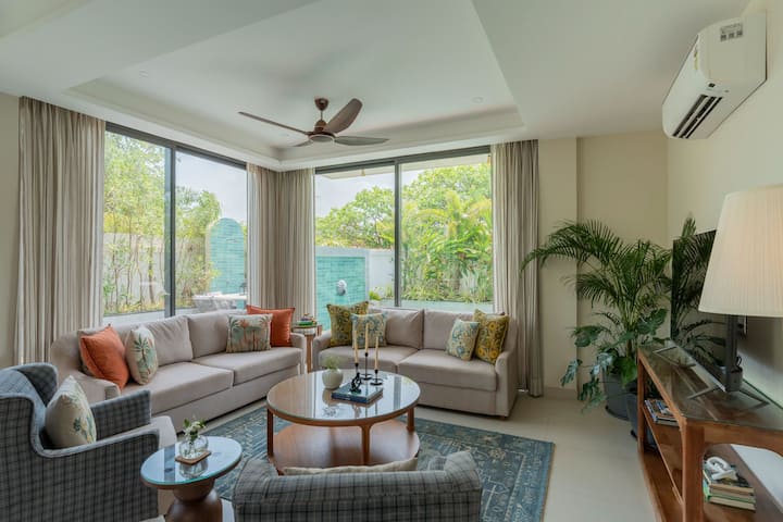 Living room image 1