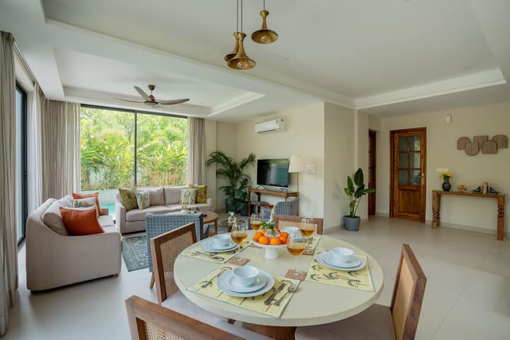 Dining area image 3