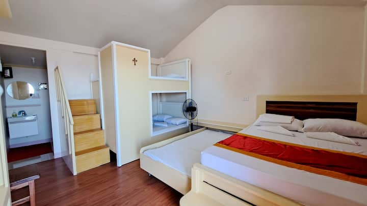 Staycation In Lobo - Lobo