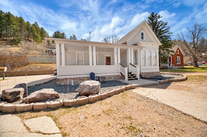Historic Fountain House Near Downtown Deadwood - Deadwood, SD