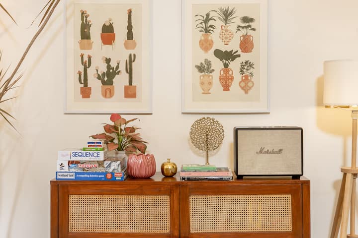 Living room image 4