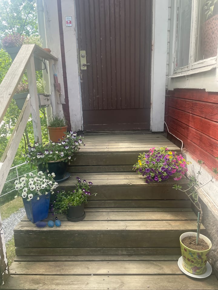 Rött Hus Med Vita Knutar - Stockholm