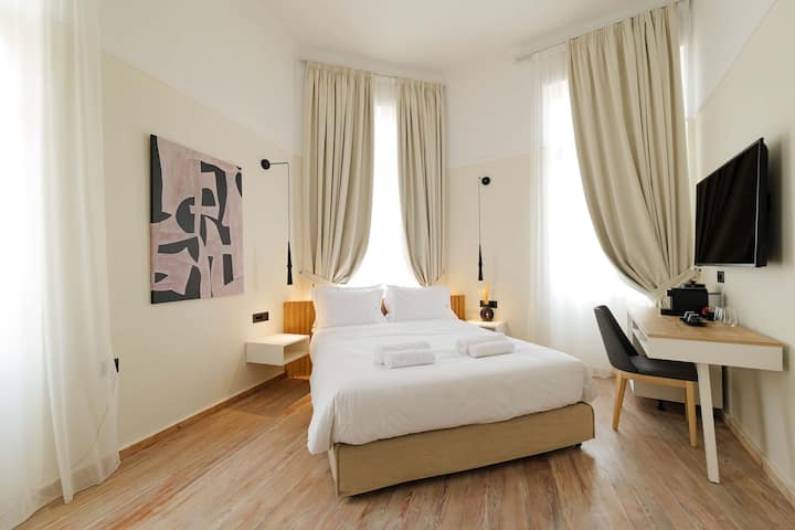 Kismet Urban Boutique - Deluxe Room With Balcony - Iraklion