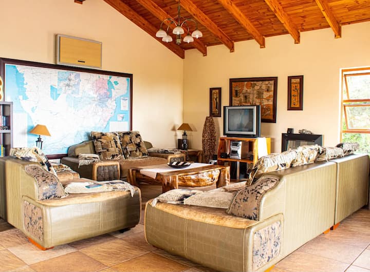 Threebees Guest House

Shuttle Services Available - Pretoria, South Africa