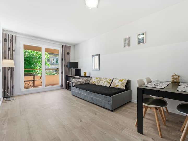 Appartement Lumineux 4 Pers, Avec Balcon - Grasse