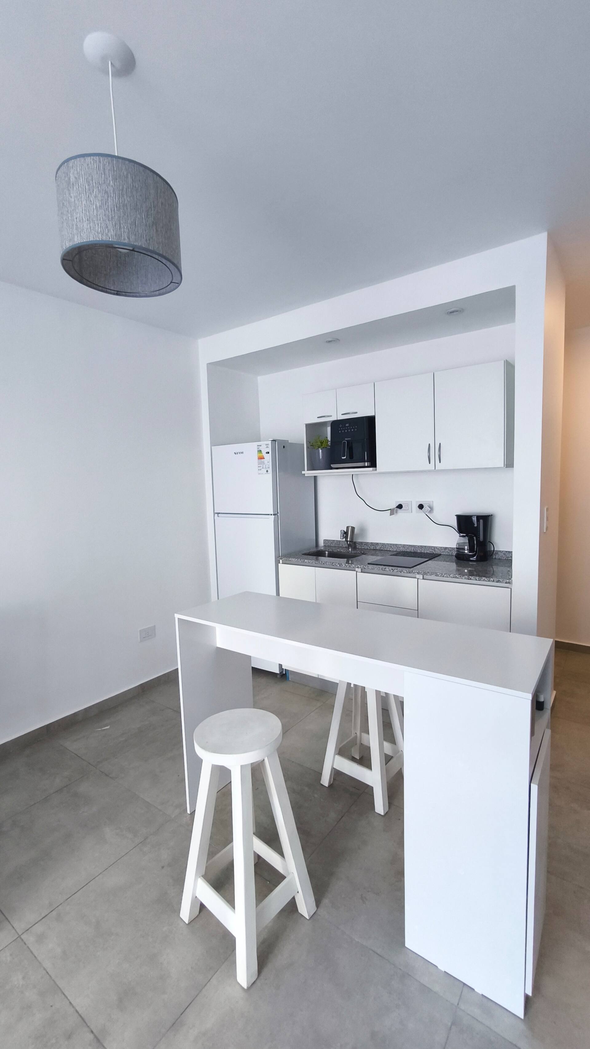 Studio with balcony and double bed