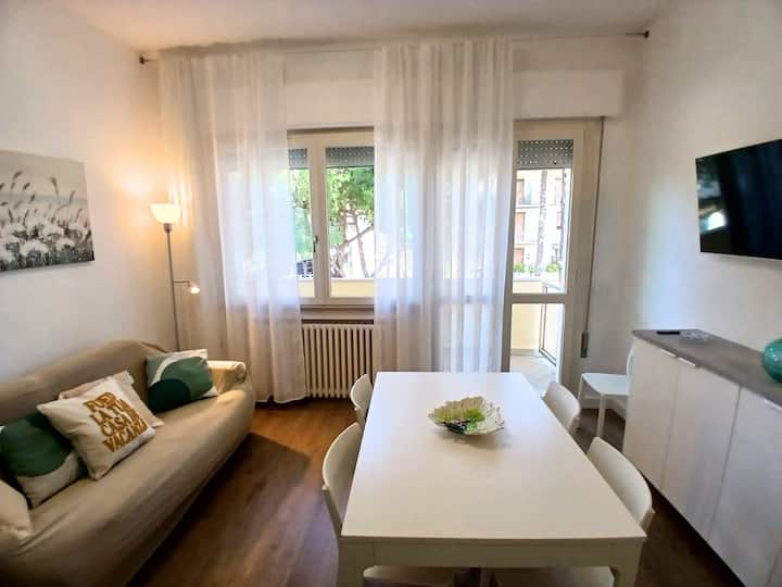 Cv010 - Cervia, Four-room Apartment - Milano Marittima