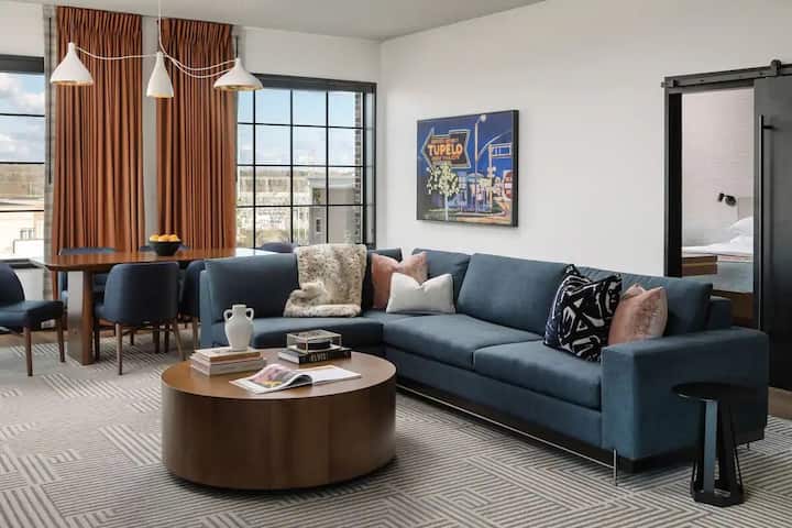 Premier Suite | Hotel Tupelo | Downtown Stay - Tupelo, MS