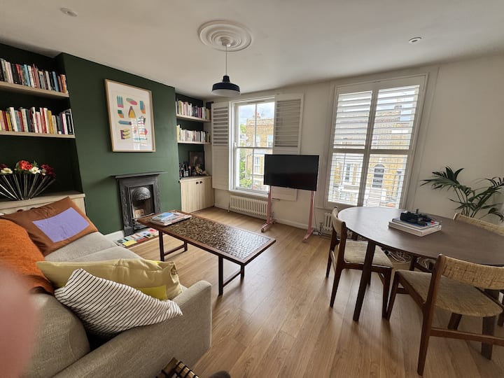 Clapton Top Floor Flat - Dalston - London