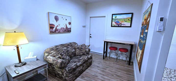 Private, Modern Casita, Coffee/wet Bar, No Kitchen - Page, AZ