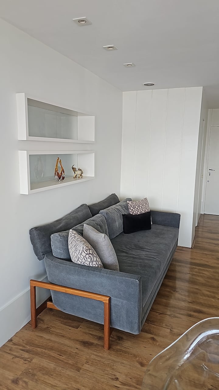 Apartamento Charmoso No Leblon - Vista Praia Lagoa - Ipanema