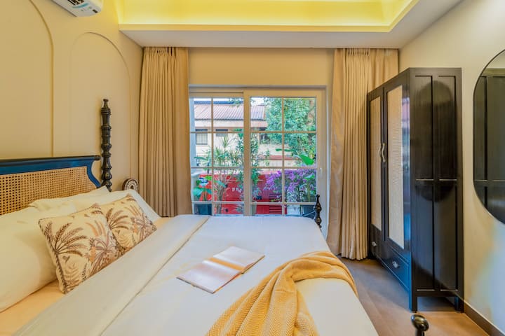 Bedroom 1 image 2