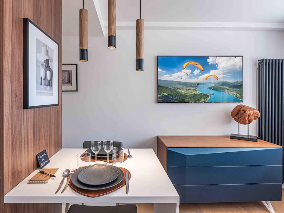 Le 5 Albigny · Studio de Luxe Bord du Lac — photo 4