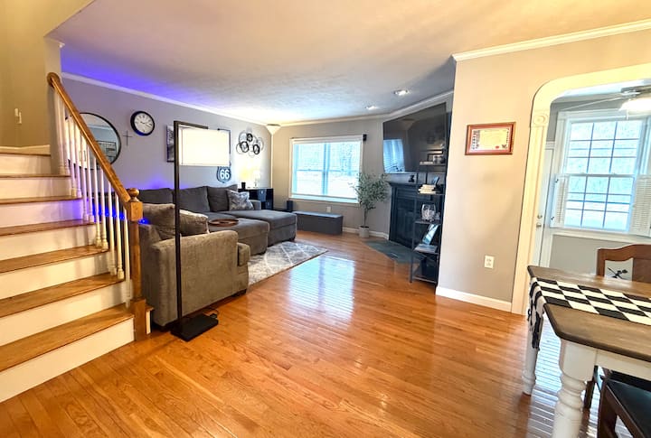 The Village Townhome - New Listing - Nashua, NH