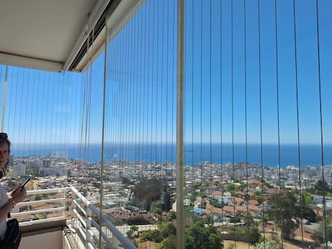 Quiet, beautiful view of the city and comfortable
