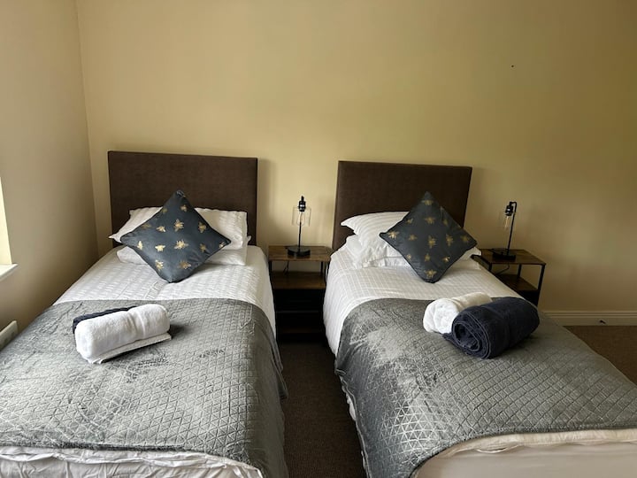 Room Above Bar/restaurant - Enniskillen