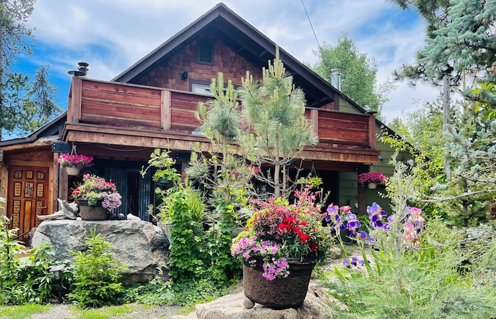 Downtown Mccall Home With 3 Master Suites+hot Tub - McCall, ID