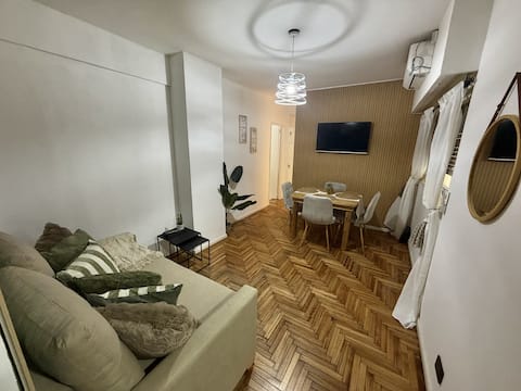 Successful Airbnb property: Temporal 2-Room Apartment in Dock Sud