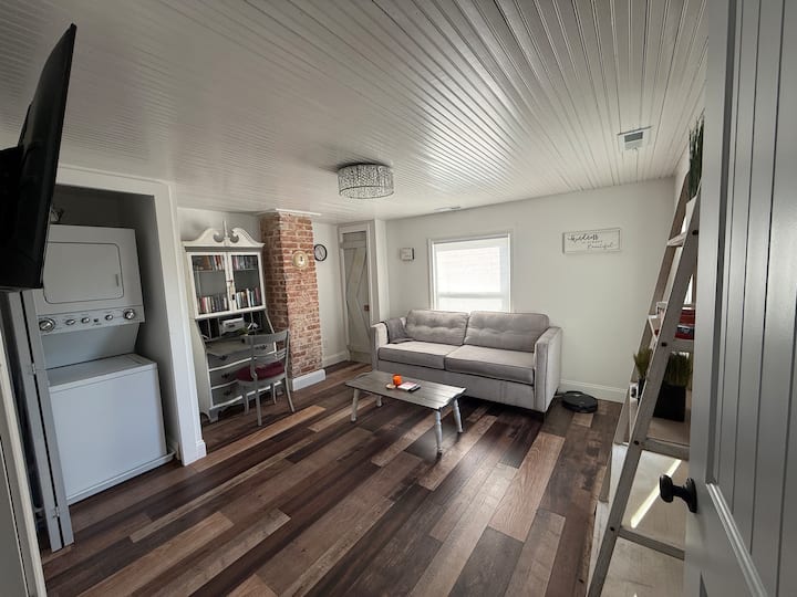 Genevieve Loft - Evansville, IL