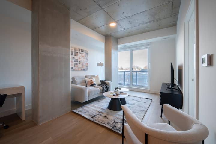 Carlton West Modern Living | Zen 1br - Ottawa