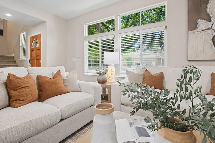 3br Designer Retreat Near Uc Davis W/ Fireplace - Davis