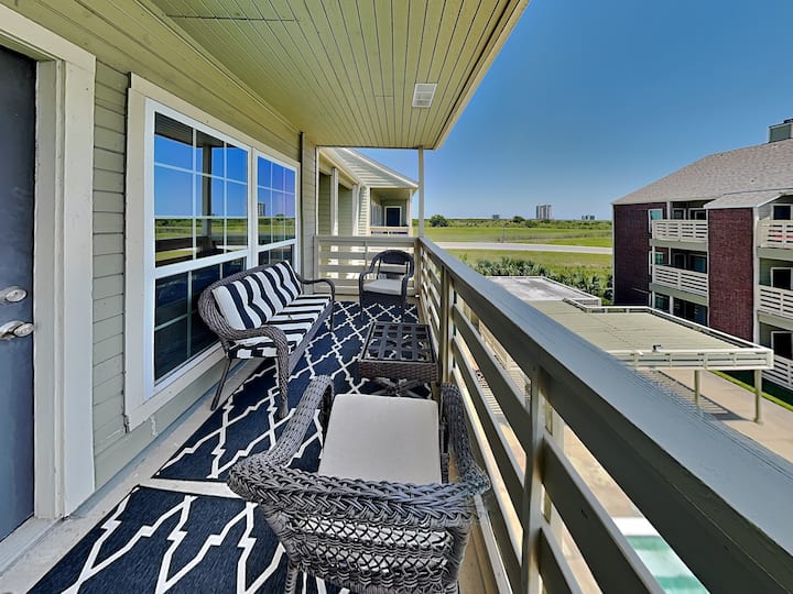 Harbor East Condos 432d | Great Location! - Texas