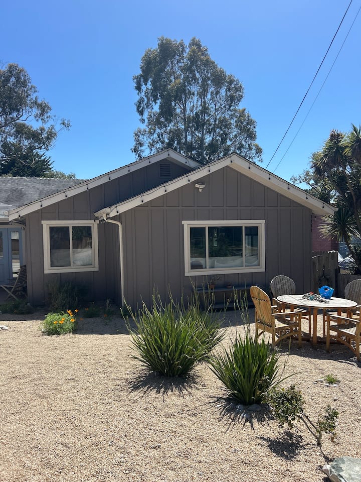 Surf And Stroll Suite/walk To Beach & Downtown - Monterey, CA