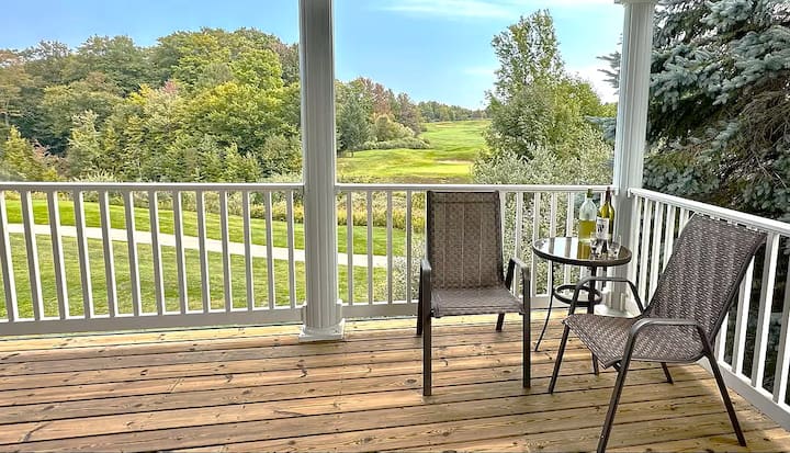 The Chief's Nest- Main Floor Condo At The Chief - Torch Lake, MI
