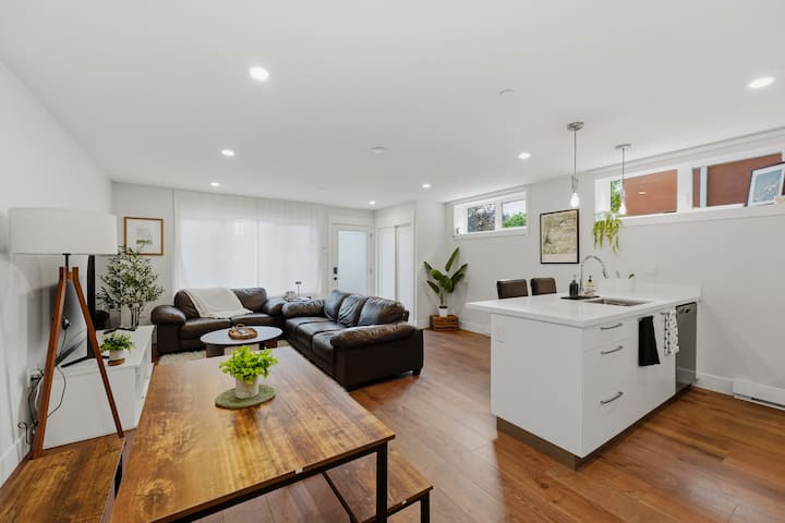 Cambie 3br By Qe Park | 7 Min Walk To Skytrain - 리치먼드
