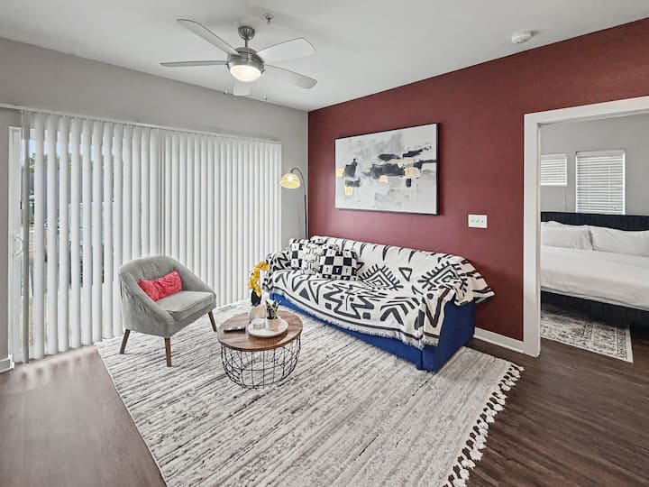 1st Floor + Parking, Pool, Gym, Dog Park, By Atx - Cedar Park, TX