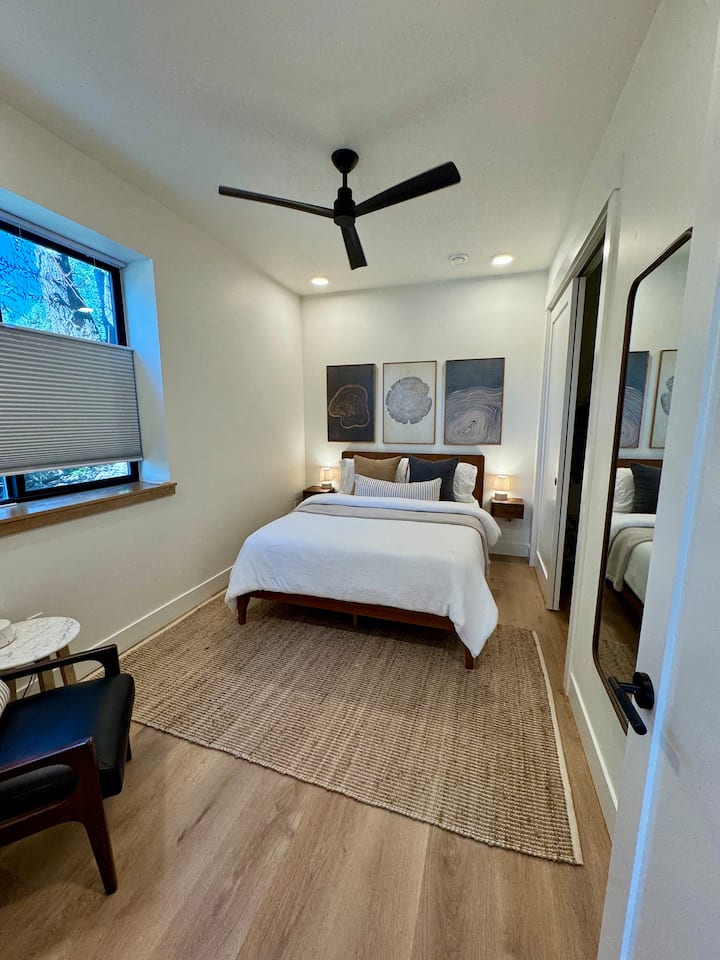 Brand-new 2026 Suite | Modern & Near Trails - Anchorage, AK