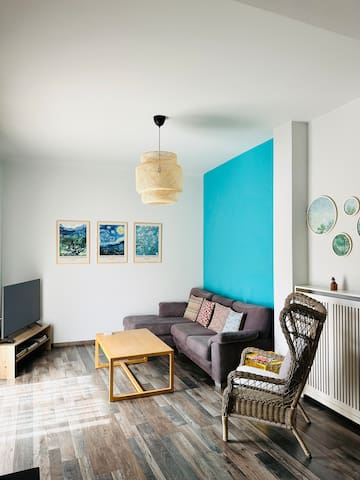 Renovated, 95 m2, 2BD, Acropolis museum at 400m