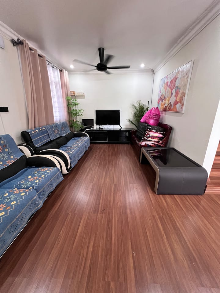 Harmoni Group / Home Stay - Bintulu