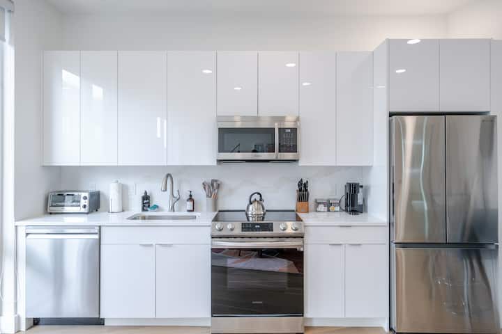 Luxury 1-bed At The Vera | Boston Landing + Mbta - Boston, MA