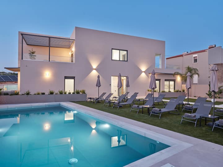Divine Living | One Bedroom Suites - Chania