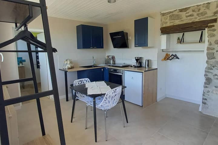 Studio Entre Lacs Et Montagnes - Lac d'Aiguebelette