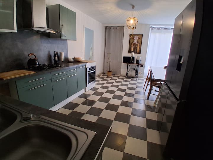 Maison Chaleureuse 140m2 Jardin  & Terrasse - Blaye