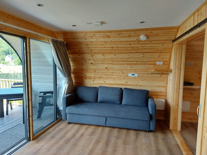Accessible Glamping Pod - カランダー