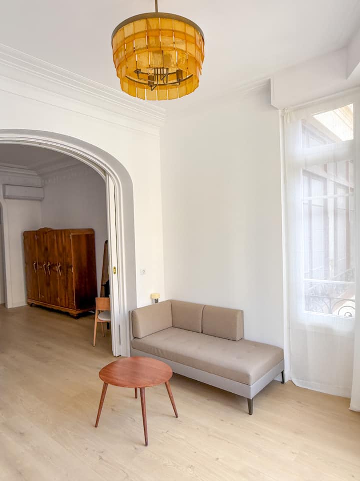 Beautiful Studio In Prime Location - Badalona