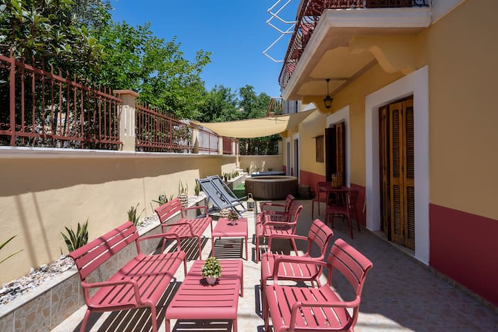 Pinotsi Room 3 - Symi