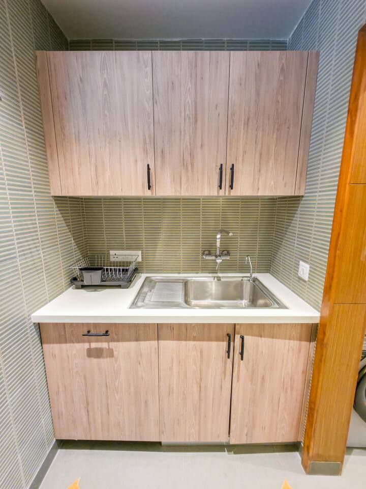 Full kitchen image 4
