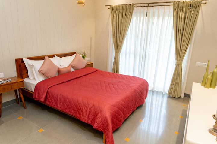 Bedroom 1 image 1