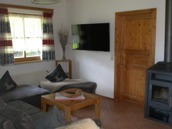 Ferienhaus Hütter (95qm) Mit Terrasse Und Garten - Grafenau