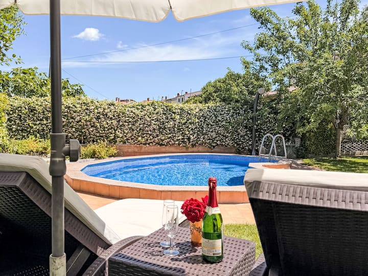 Ein Apartment Im Ferienhaus Zweirosen By Interhome - Peroj