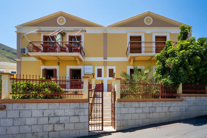 Pinotsi Room 6 - Symi