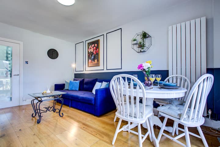 Sutton Common | Parking | Contractor | Sleeps 6 - Kingston upon Thames