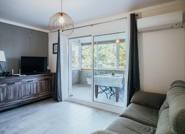 1br Apartment In Roses With Parking & Wifi - Roses