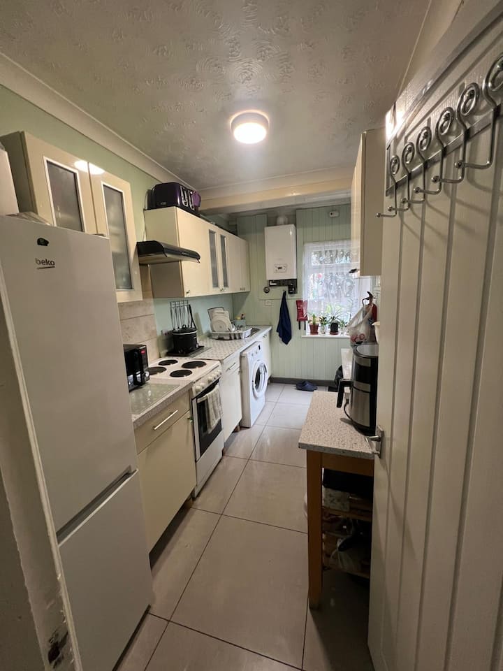 Single Room In A Shared House - King's Lynn