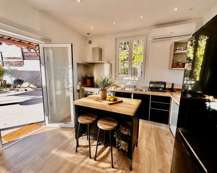 Maison Avec Terrasse Et Jardin Nice Gairaut - Alpes-Maritimes
