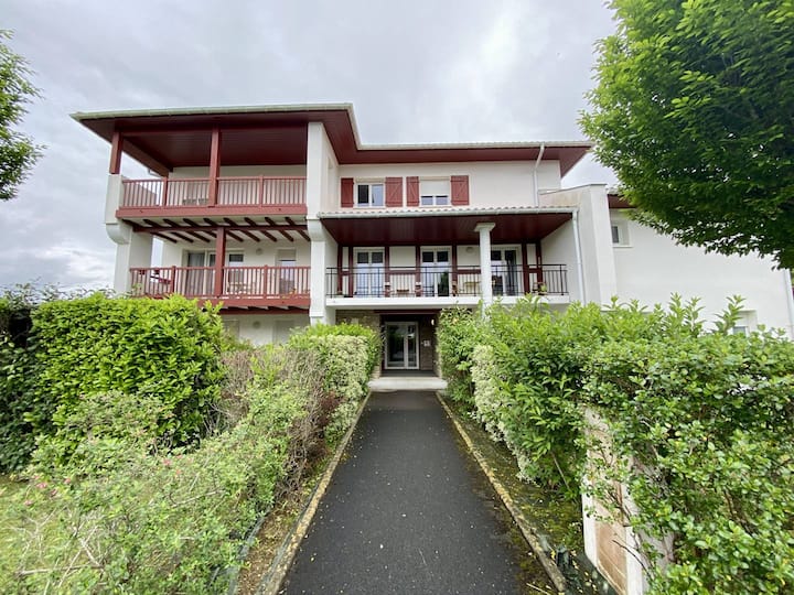 Appartement Avec Terrasse Et Parking - 2 Pers. - Cambo-les-Bains
